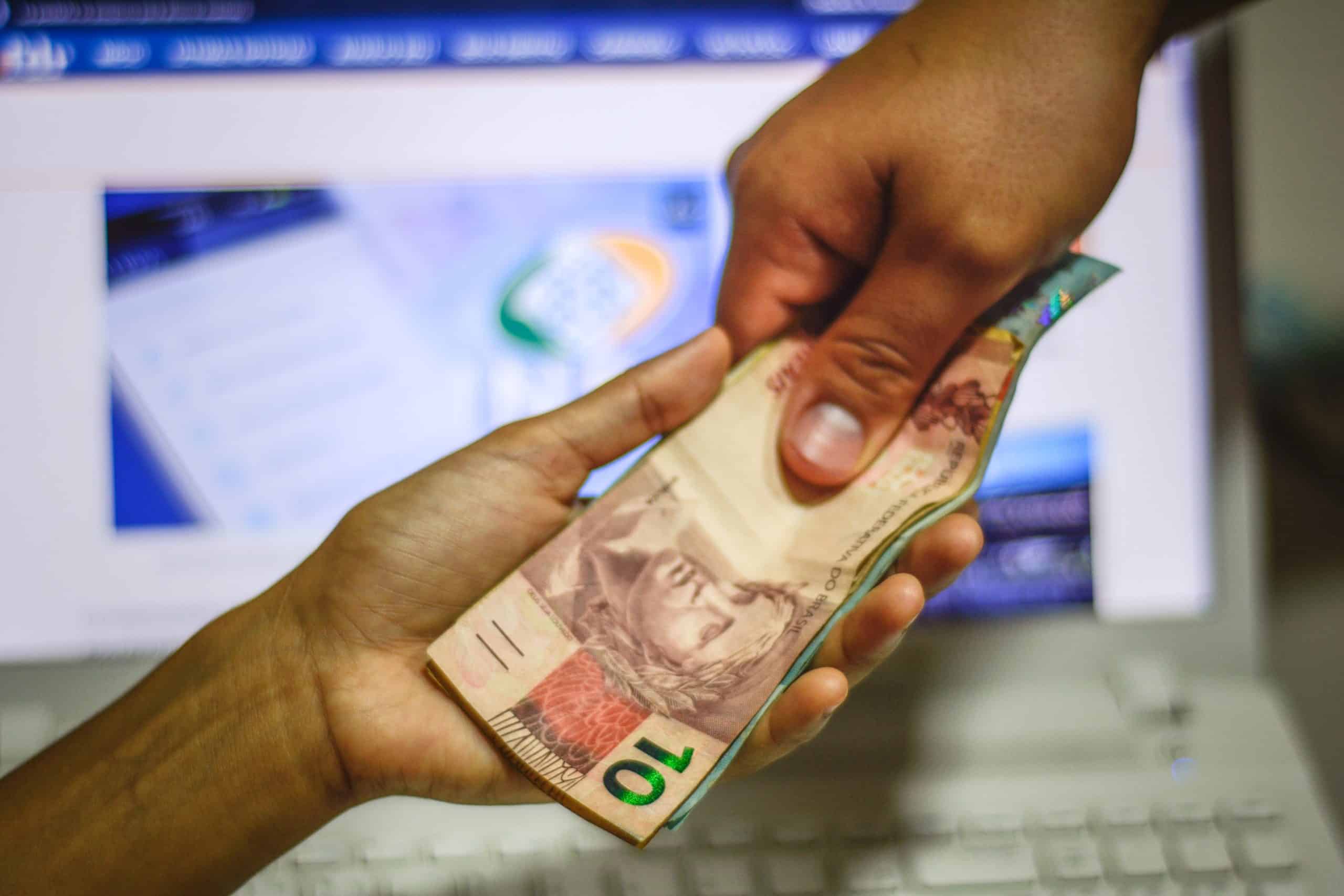 INSS começa a pagar novo benefício de R$ 1.212 nesta segunda